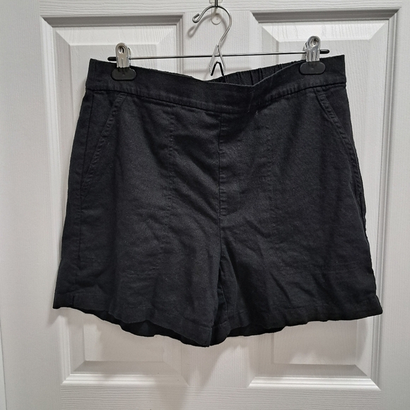 Banana Republic Black Linen Rayon Blend Shorts Size Medium Classic Pull On - Picture 2 of 9